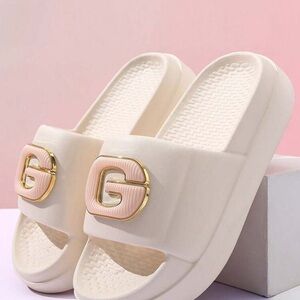 Elegant Cream Sandals with Gold Accent